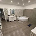 House Battonya