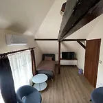 House * Battonya