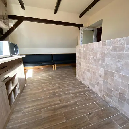 Privatunterkunft House *
