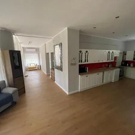Privatunterkunft House Battonya